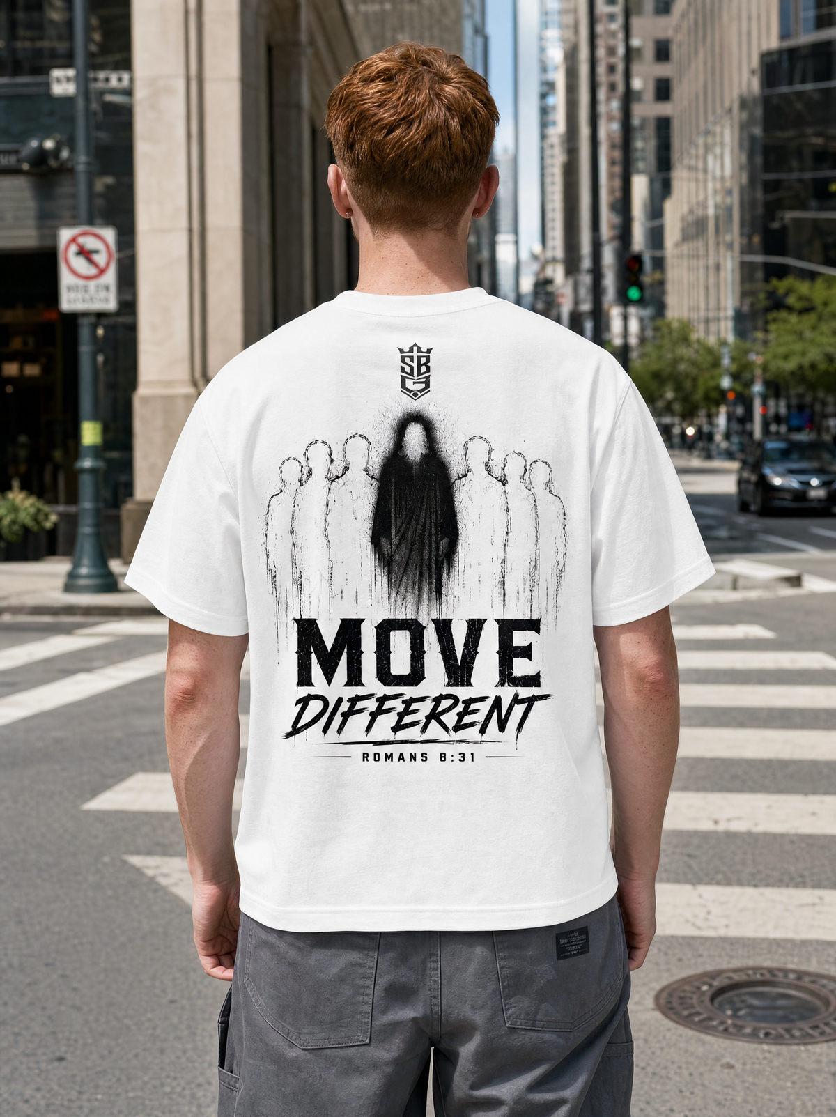 Move Different (Heavy Weight Cropped T‑Shirt)